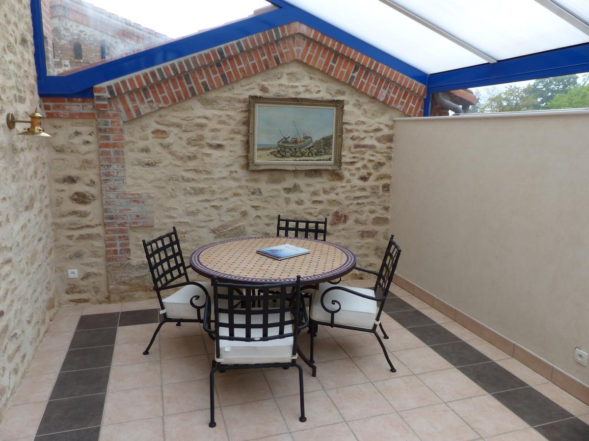 B&B Domaine De La Corbe Bournezeau ภายนอก รูปภาพ