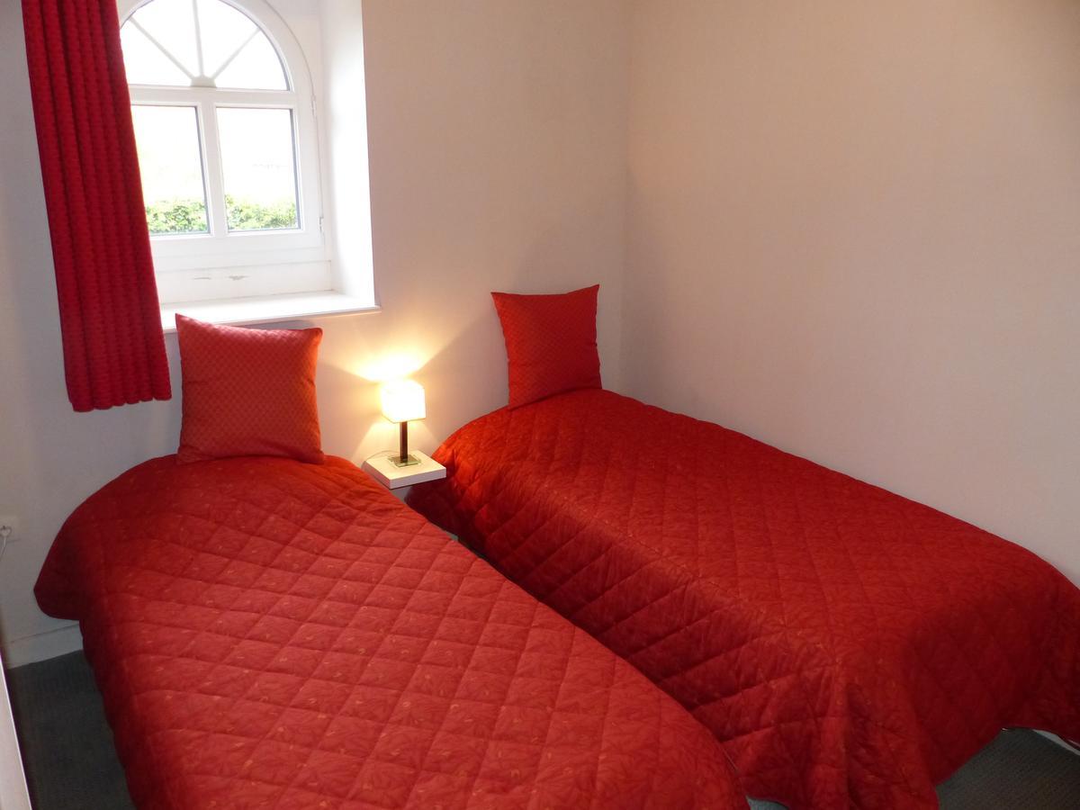 B&B Domaine De La Corbe Bournezeau ภายนอก รูปภาพ