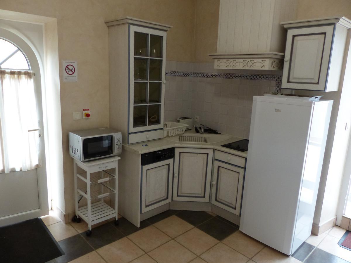 B&B Domaine De La Corbe Bournezeau ภายนอก รูปภาพ