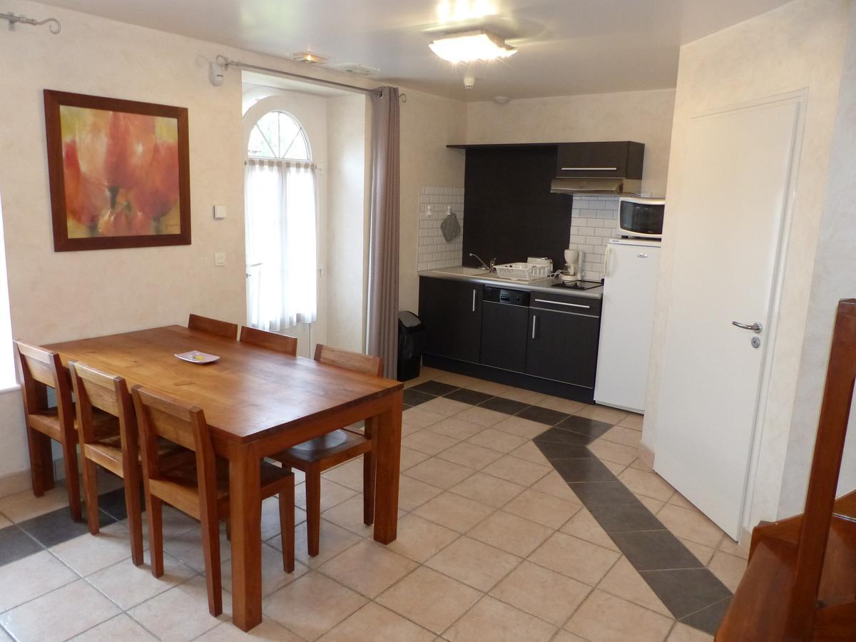 B&B Domaine De La Corbe Bournezeau ภายนอก รูปภาพ